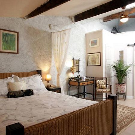 Maison De Textile Apartment Montolieu Kültér fotó